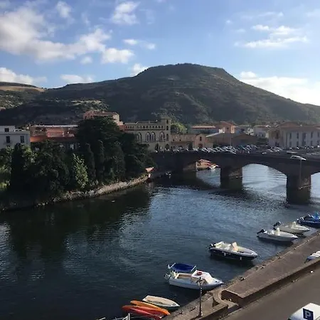 - Citta Mare E Montagna * Bosa